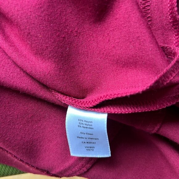 Talbots Size 14 Petite Red\Burgundy Sleeveless Sheath Ponte Knit Dress - Picture 6 of 7